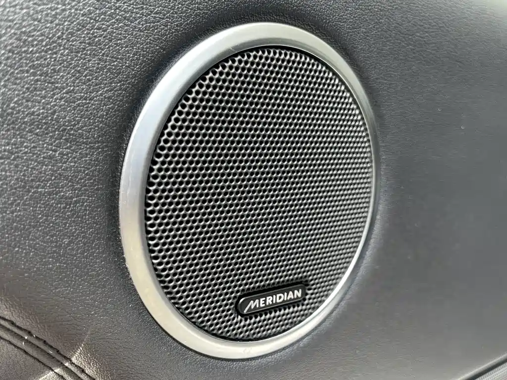 Land Rover Range Rover — миниатюра 16