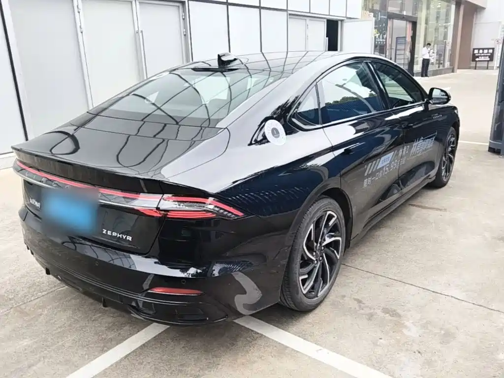 Lincoln Z — миниатюра 7
