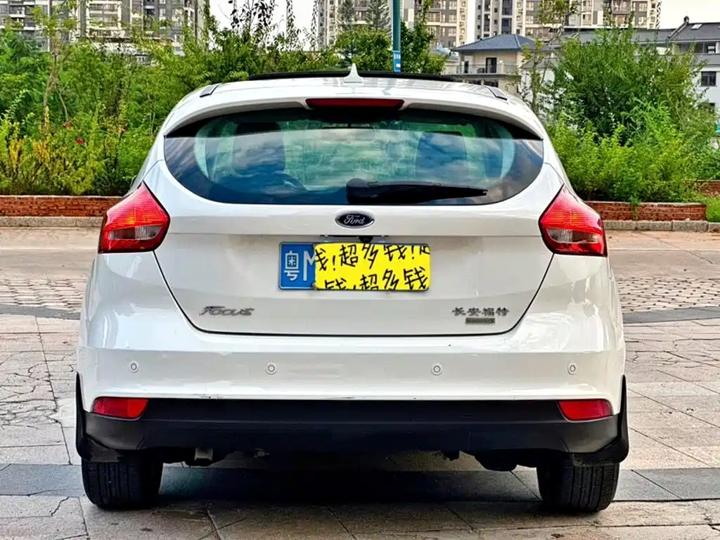 Ford Focus — миниатюра 6