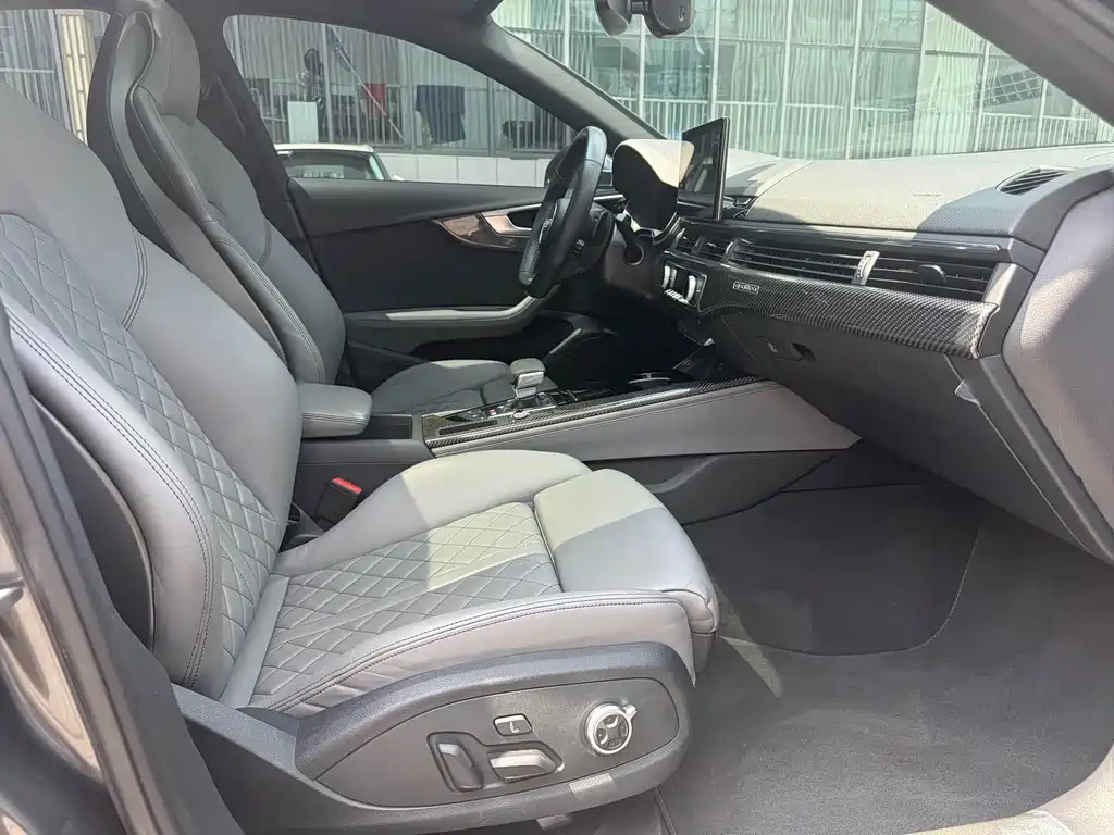 Audi S4 — миниатюра 5