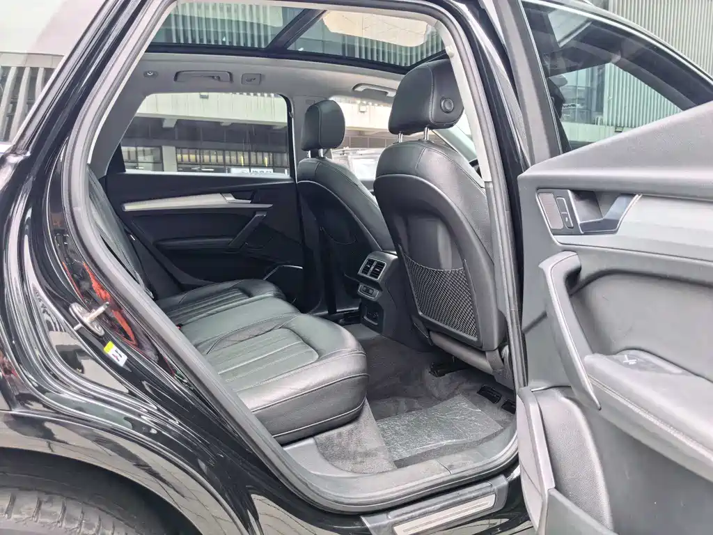 Audi Q5L 2020 40 TFSI Fashion