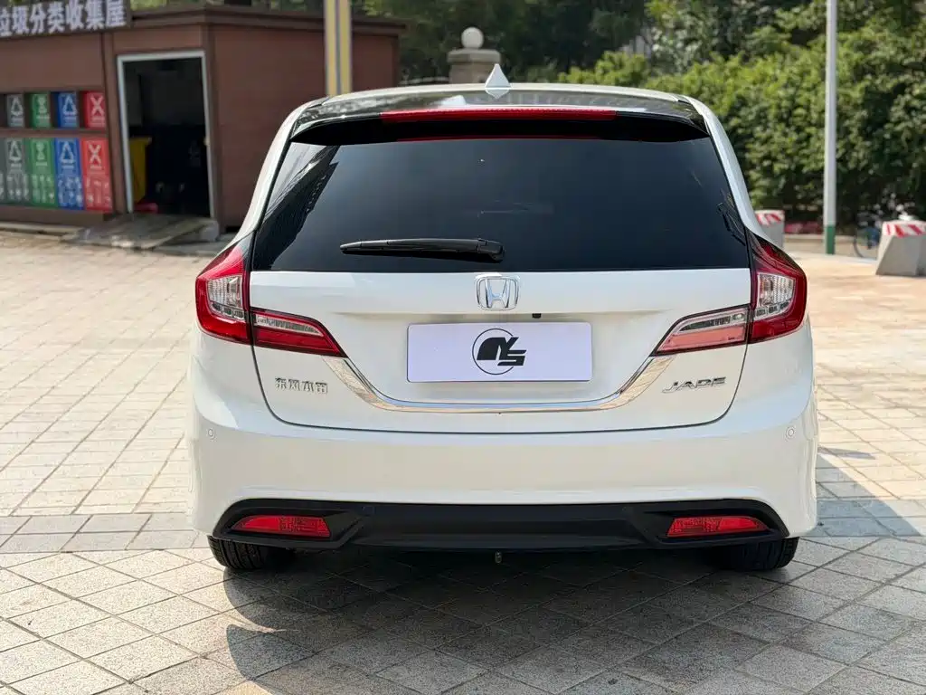 Honda Jade — миниатюра 6