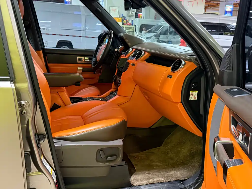 Land Rover Discovery 2016 3.0 SC V6 HSE