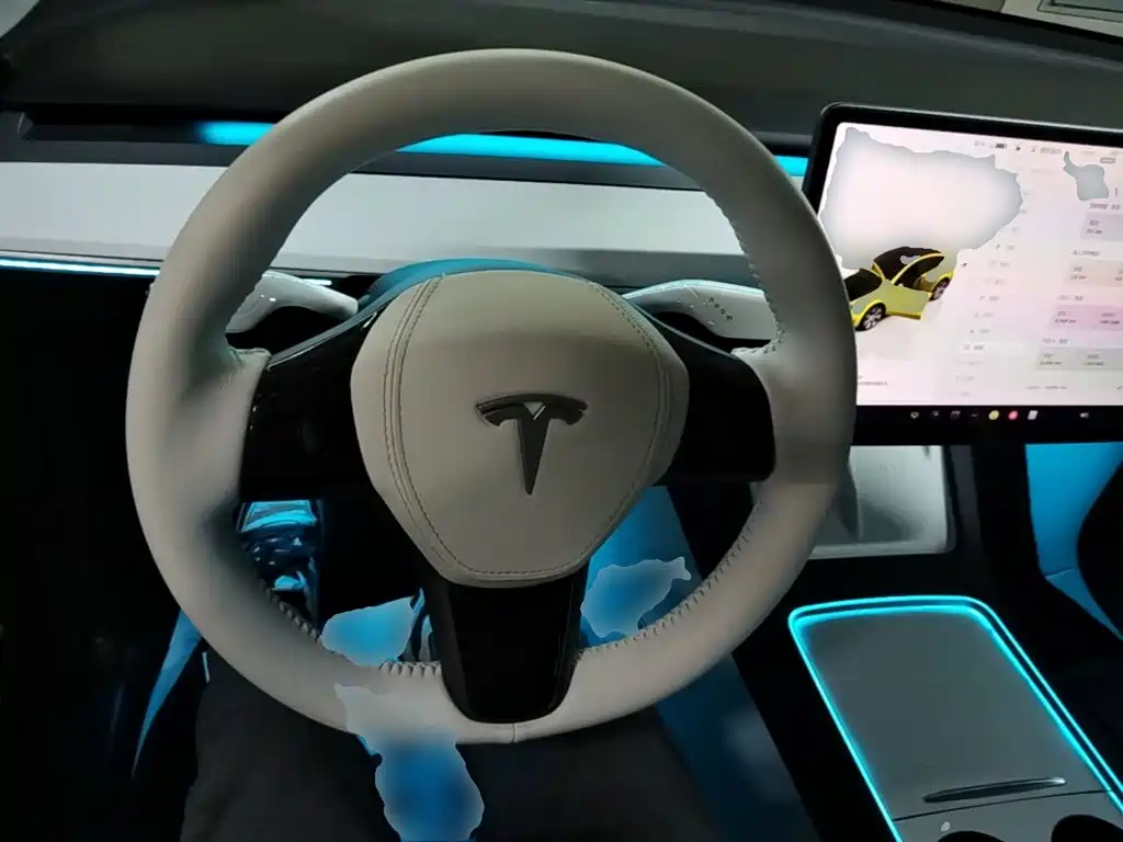 Tesla Model Y — фотографии объявления, Фото 12