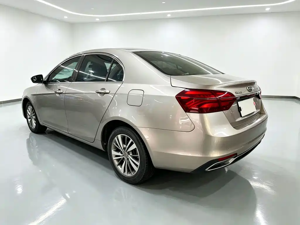 Geely Emgrand — миниатюра 9
