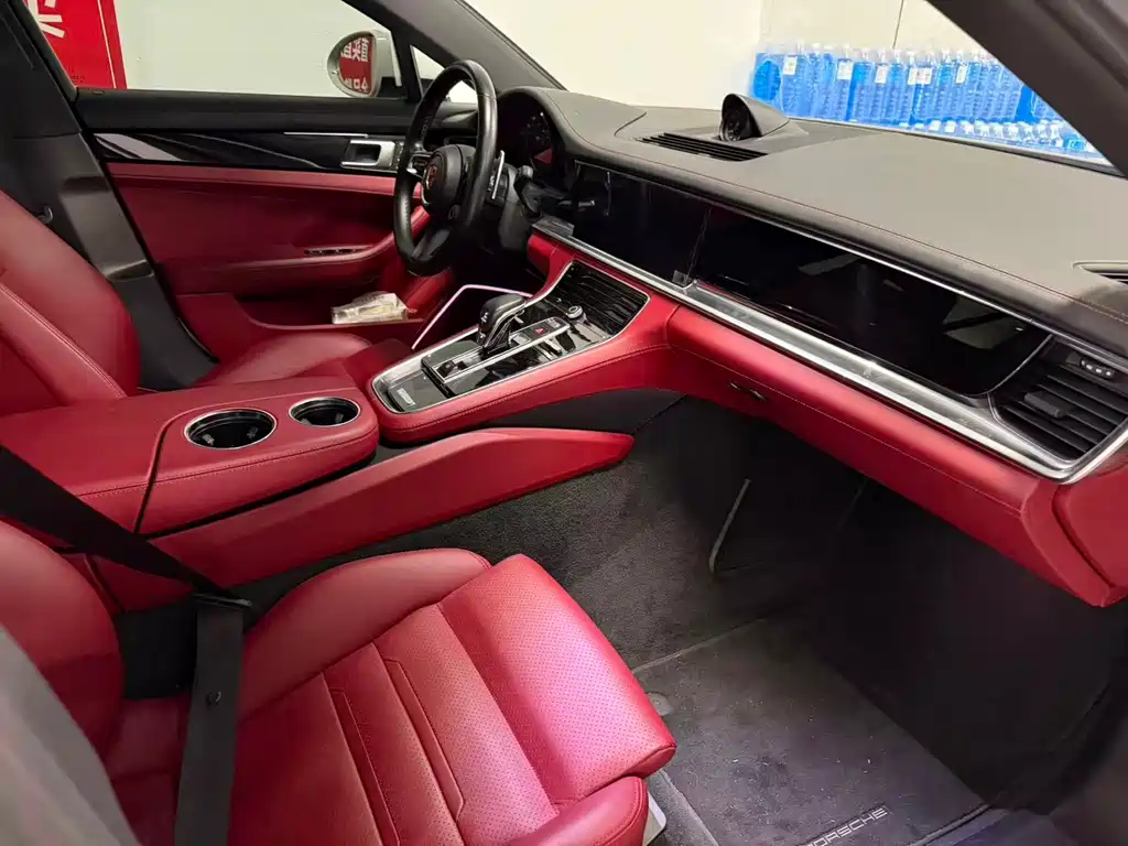 Porsche Panamera — миниатюра 4