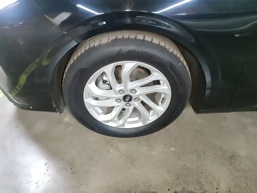 Ford Mondeo — миниатюра 23