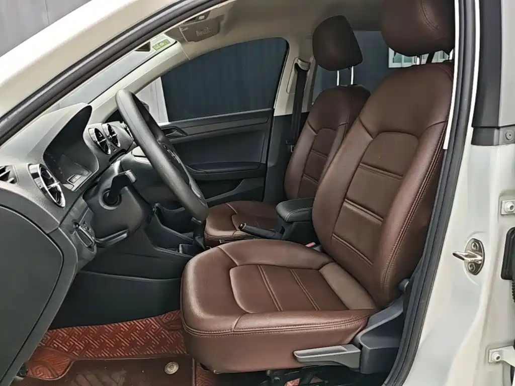 Volkswagen Jetta — миниатюра 15