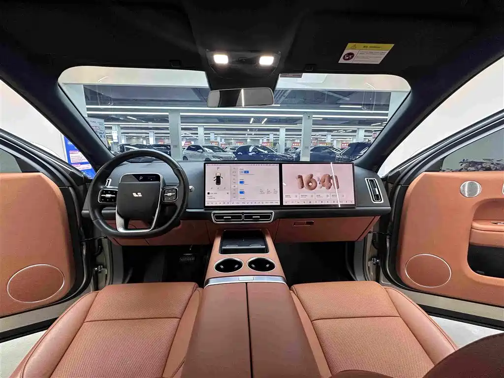 Li Auto L8 2023 Pro