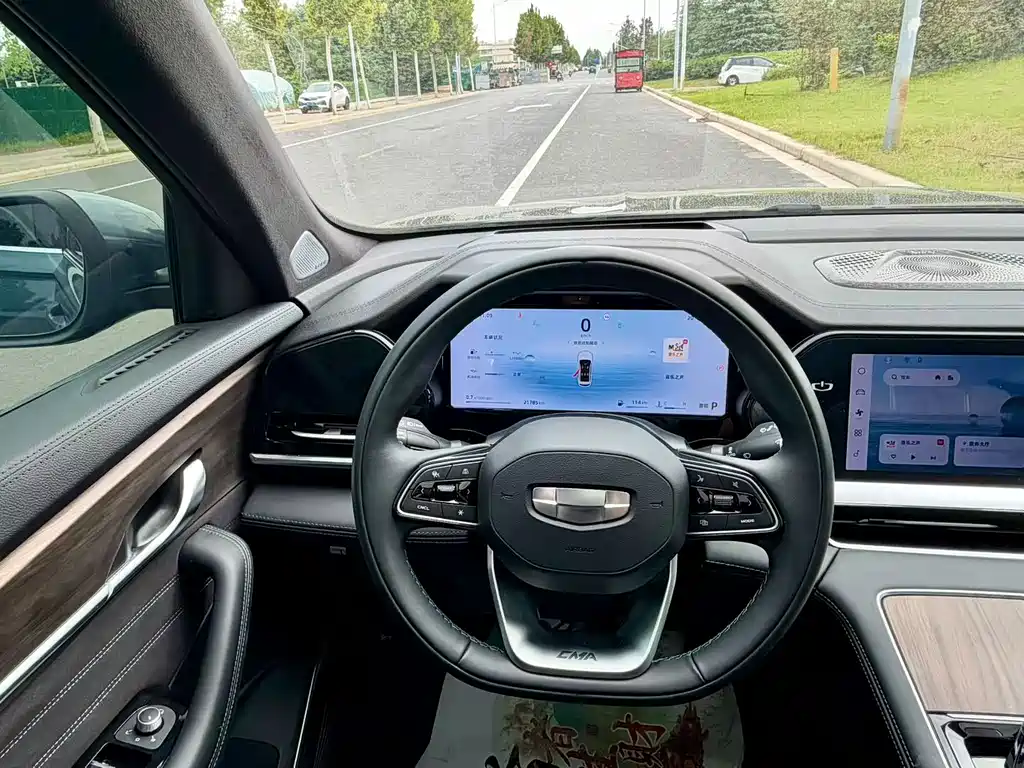 Geely Xingyue L — миниатюра 7