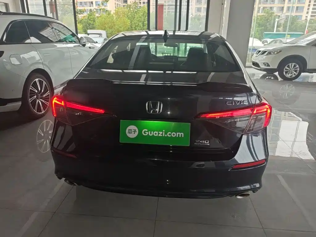 Honda Civic — миниатюра 6
