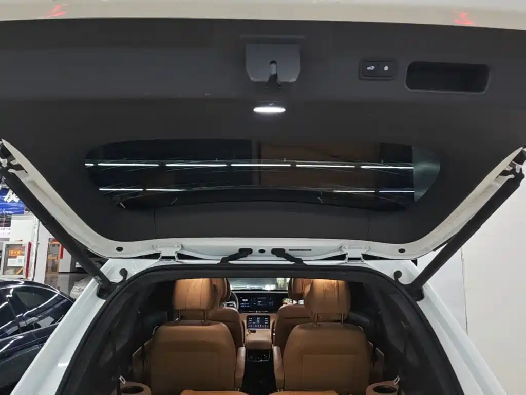 Li Auto Li ONE — миниатюра 19