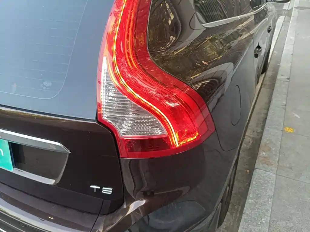 Volvo XC60 — миниатюра 8