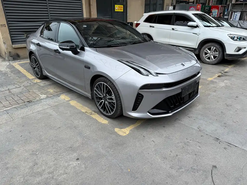 Lynk & Co 03 — миниатюра 3