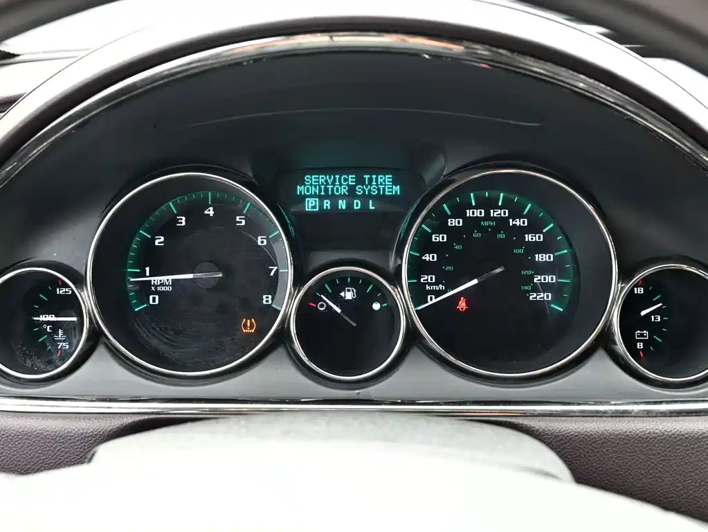 Buick Enclave — миниатюра 8