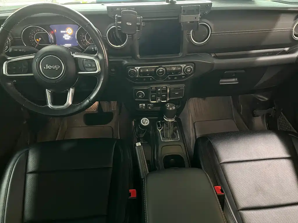 Jeep Gladiator — миниатюра 8