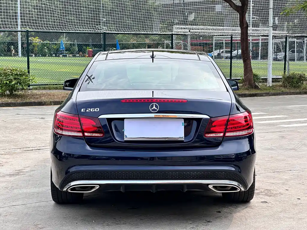 Mercedes-Benz E-Class (Import) — миниатюра 6