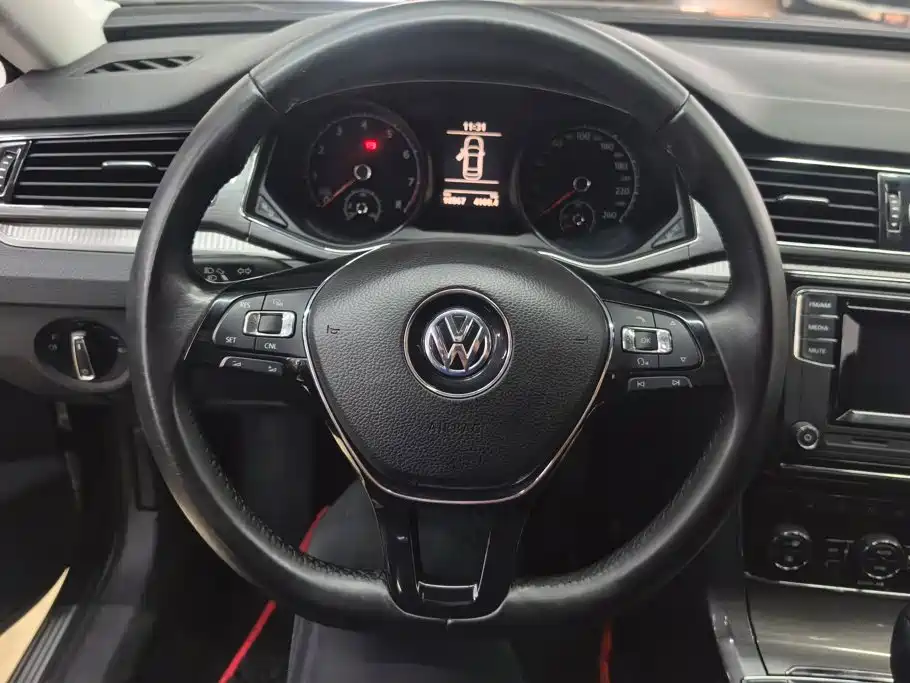 Volkswagen Passat — миниатюра 15