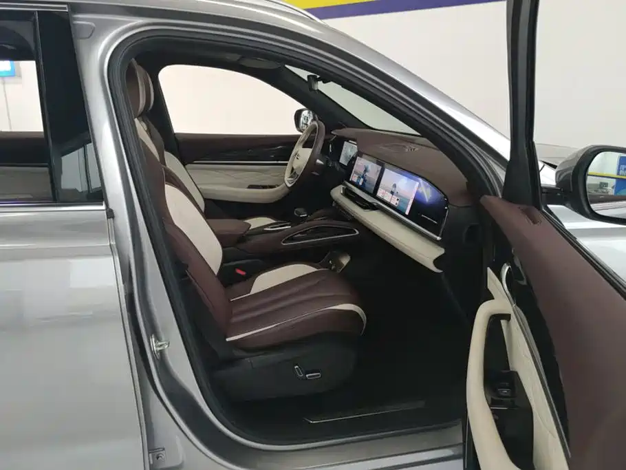 Geely Xingyue L — миниатюра 8