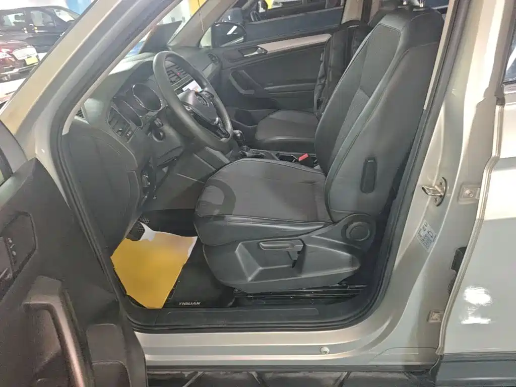 Volkswagen Tiguan L — миниатюра 15