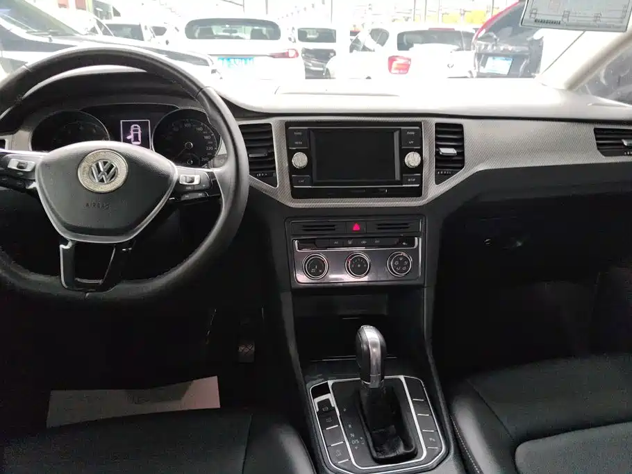 Volkswagen Golf Sportsvan — миниатюра 11