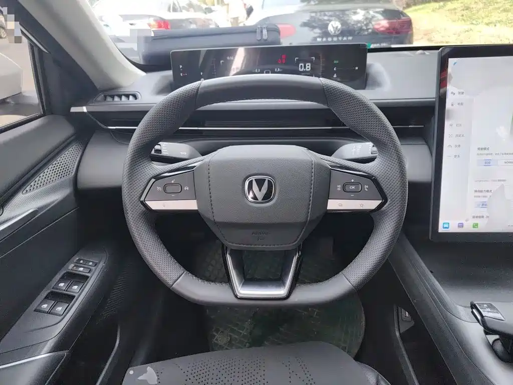 Changan Eado — миниатюра 6