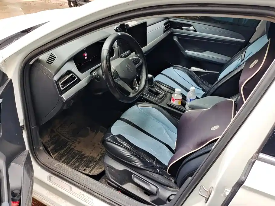 Volkswagen Lavida — миниатюра 9