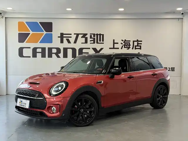 MINI  CLUBMAN 2021
