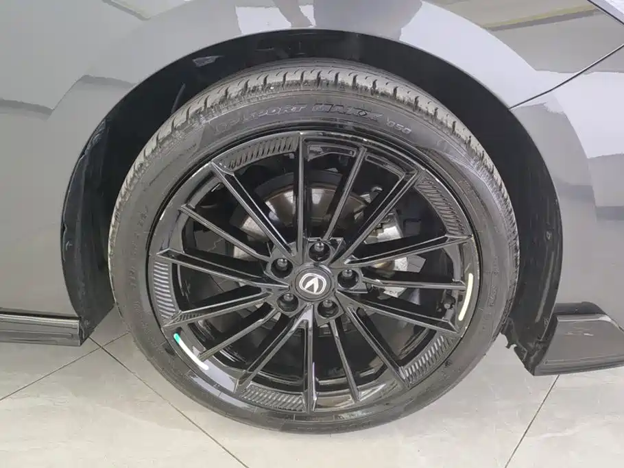 Changan UNI-V — миниатюра 6