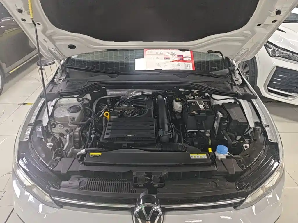 Volkswagen Golf — миниатюра 20