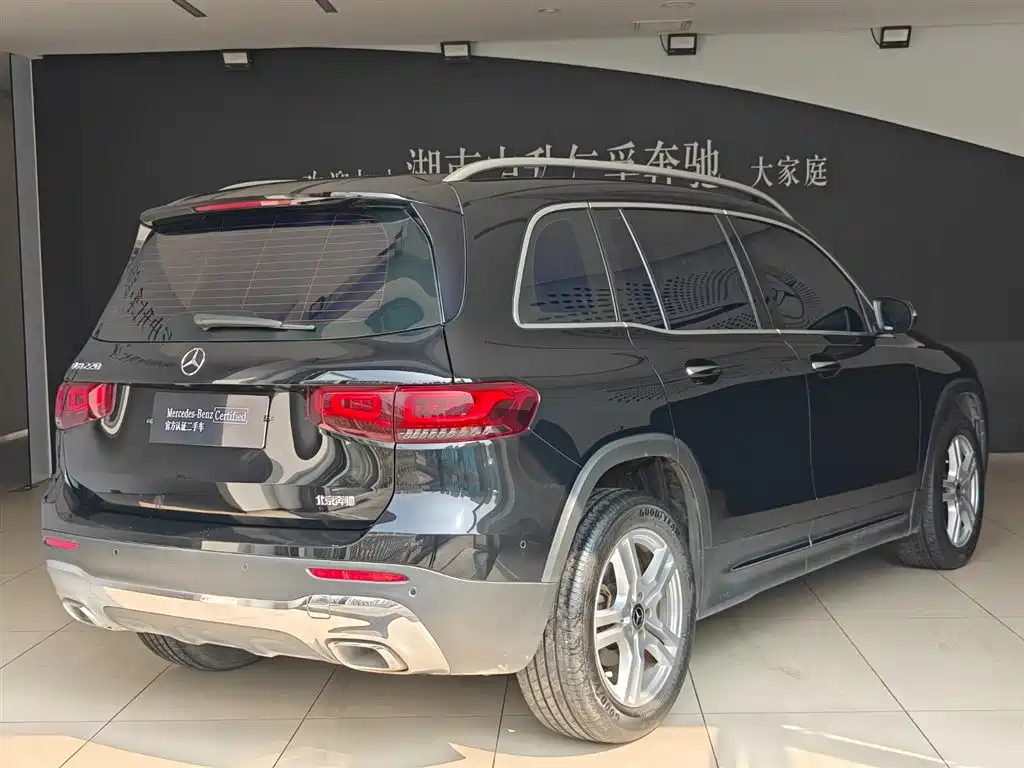 Mercedes-Benz GLB 2023 GLB 220