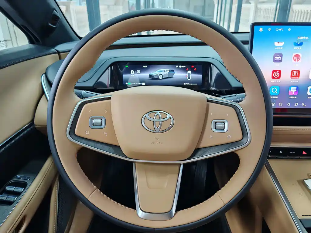 Toyota bZ7 — миниатюра 9