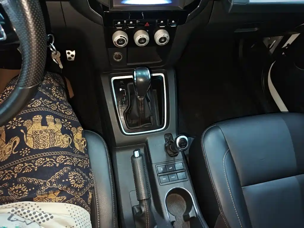 BAIC BJ40 2016 40L 2.3T AT Premium