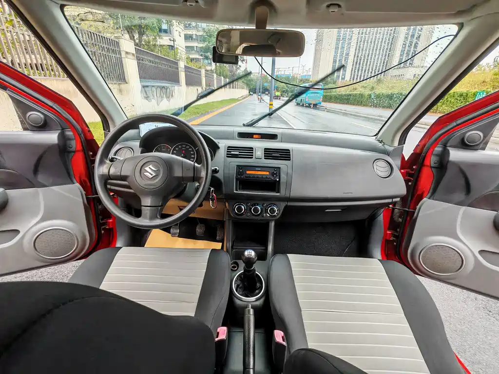 Suzuki Swift — миниатюра 14