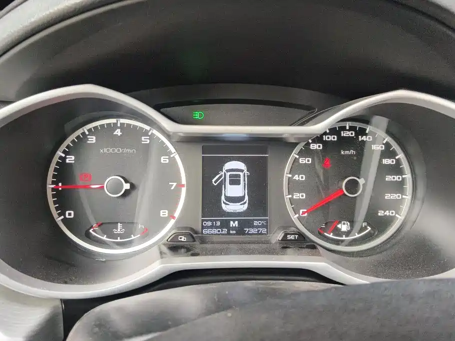 Geely Boyue — миниатюра 14