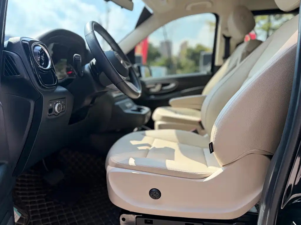 Mercedes-Benz Vito — миниатюра 16