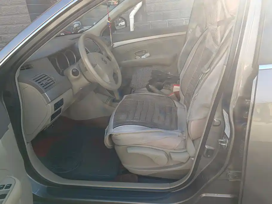 Nissan Sylphy — миниатюра 9