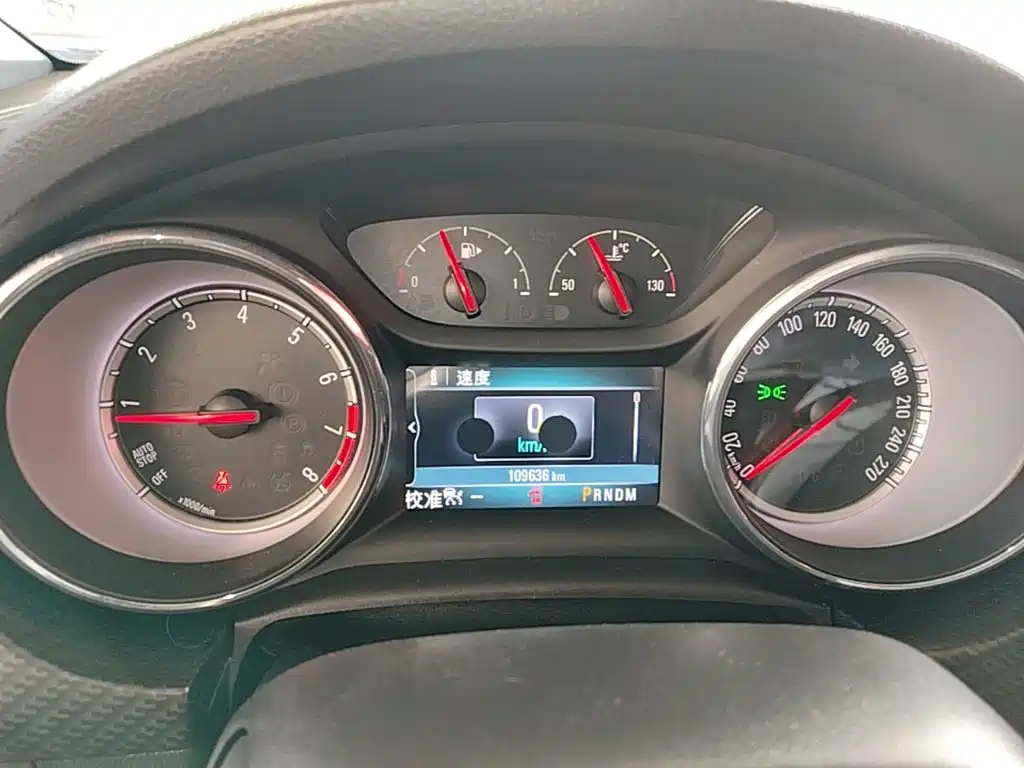 Buick Verano — миниатюра 12