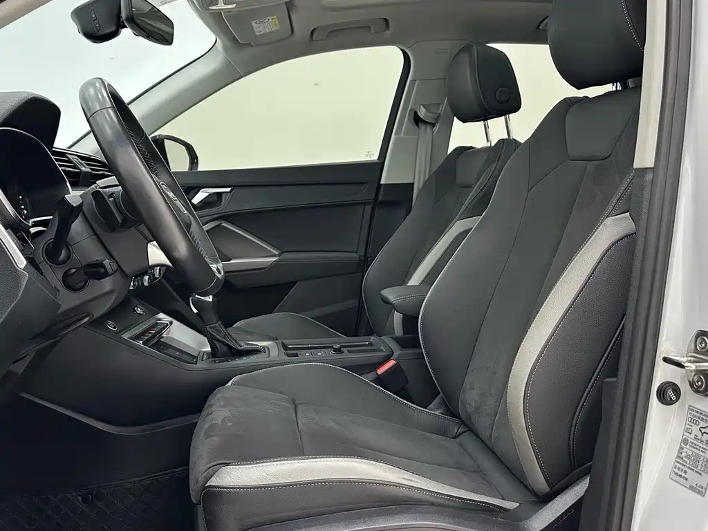 Audi Q3 — миниатюра 7