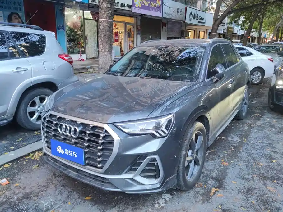 奥迪Q3 2021款 35 TFSI 时尚动感型 2021