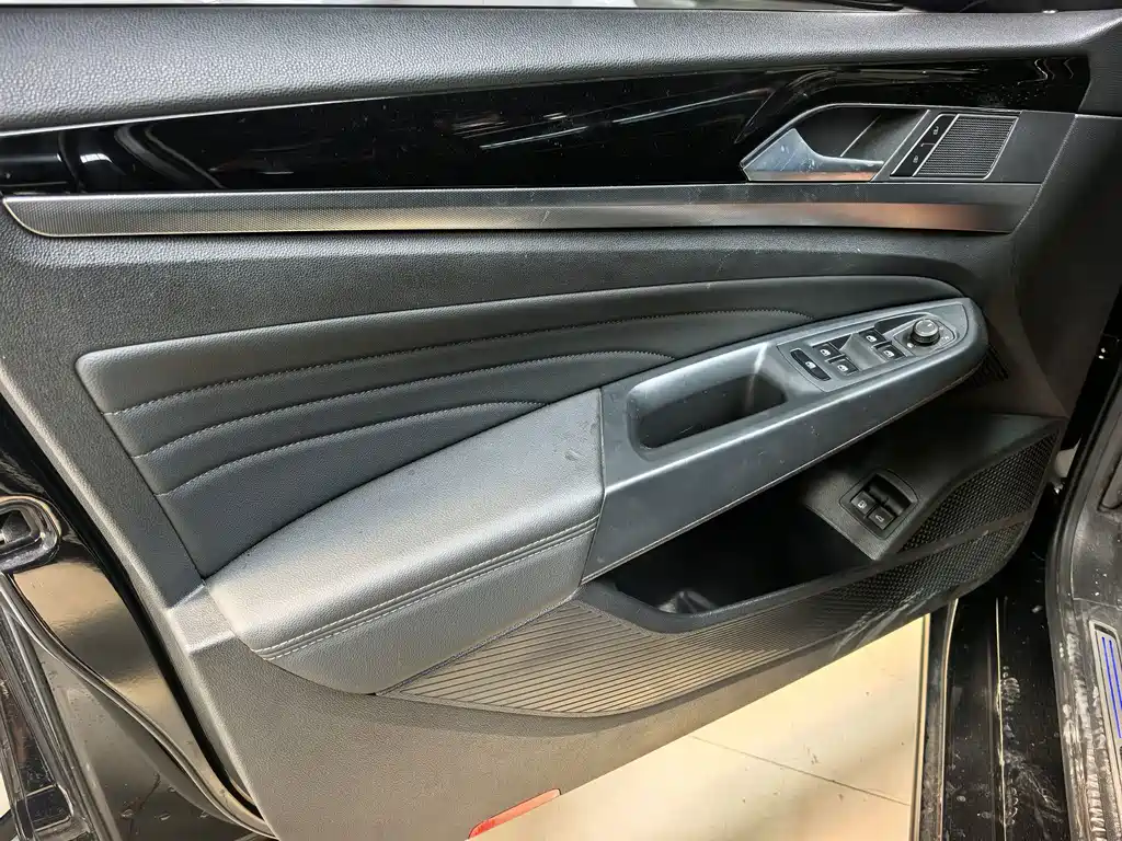 Volkswagen 帕萨特插电混动 — миниатюра 6