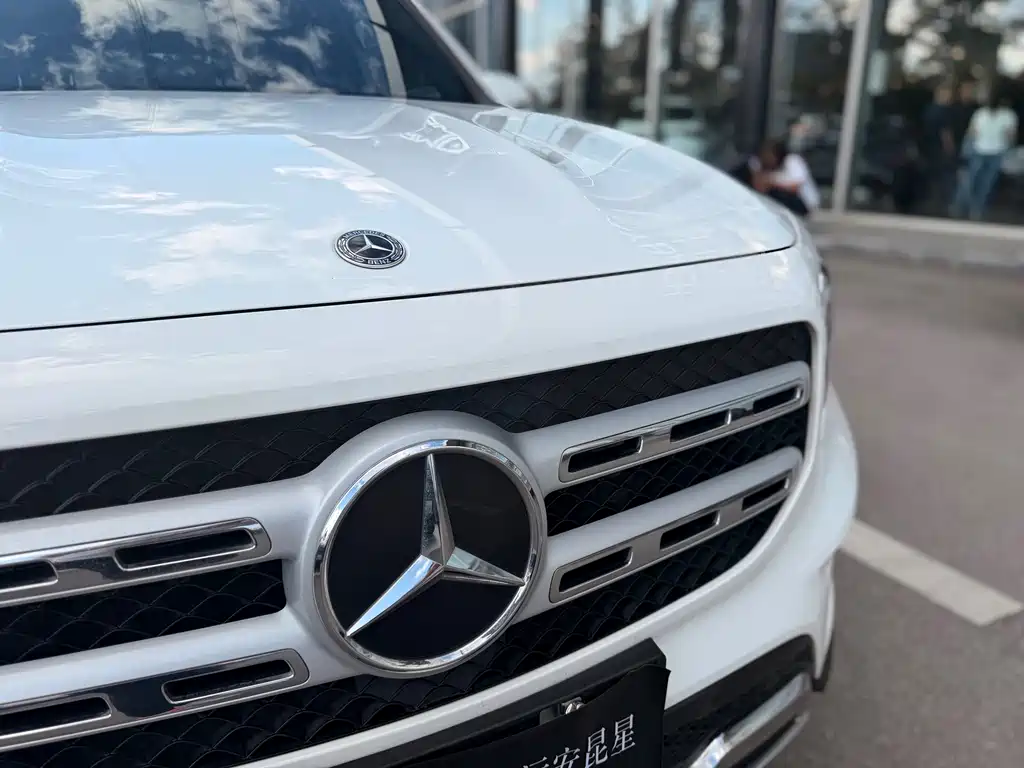 Mercedes-Benz GLB — миниатюра 26
