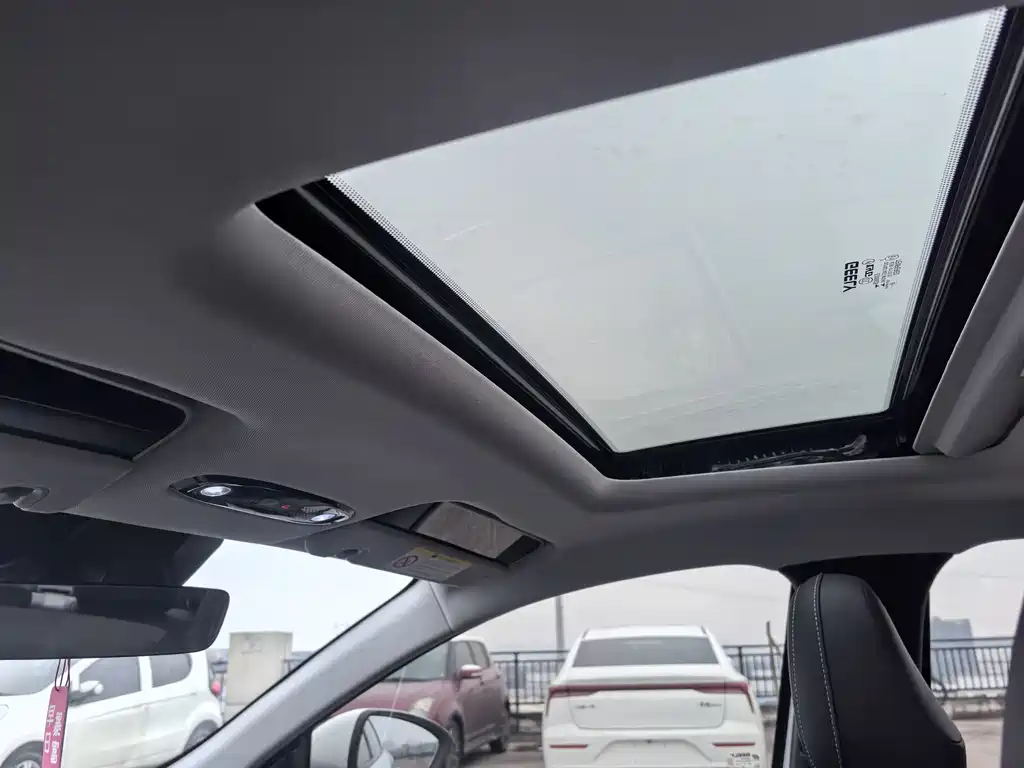 GEELY GALAXY GALAXY L6