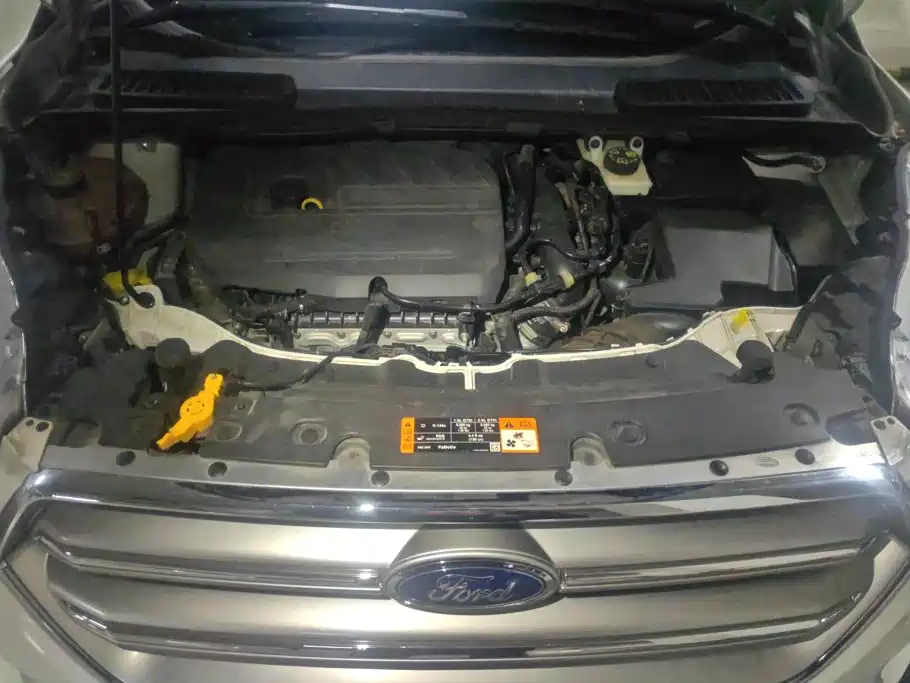 Ford Kuga — миниатюра 10