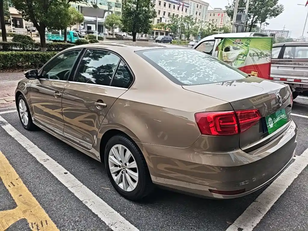 Volkswagen Sagitar — миниатюра 5