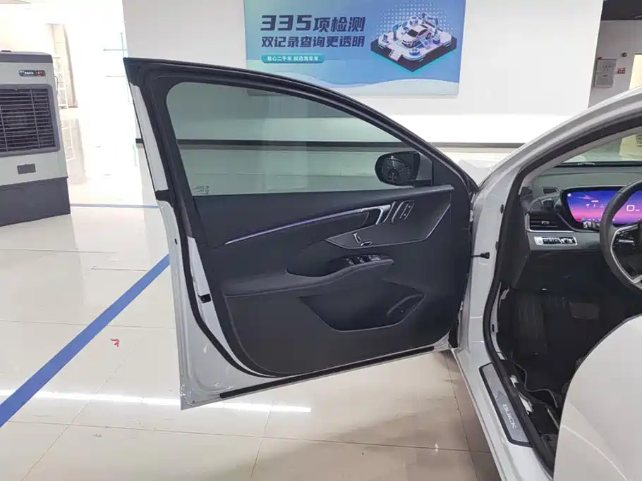 Buick LaCrosse — миниатюра 7