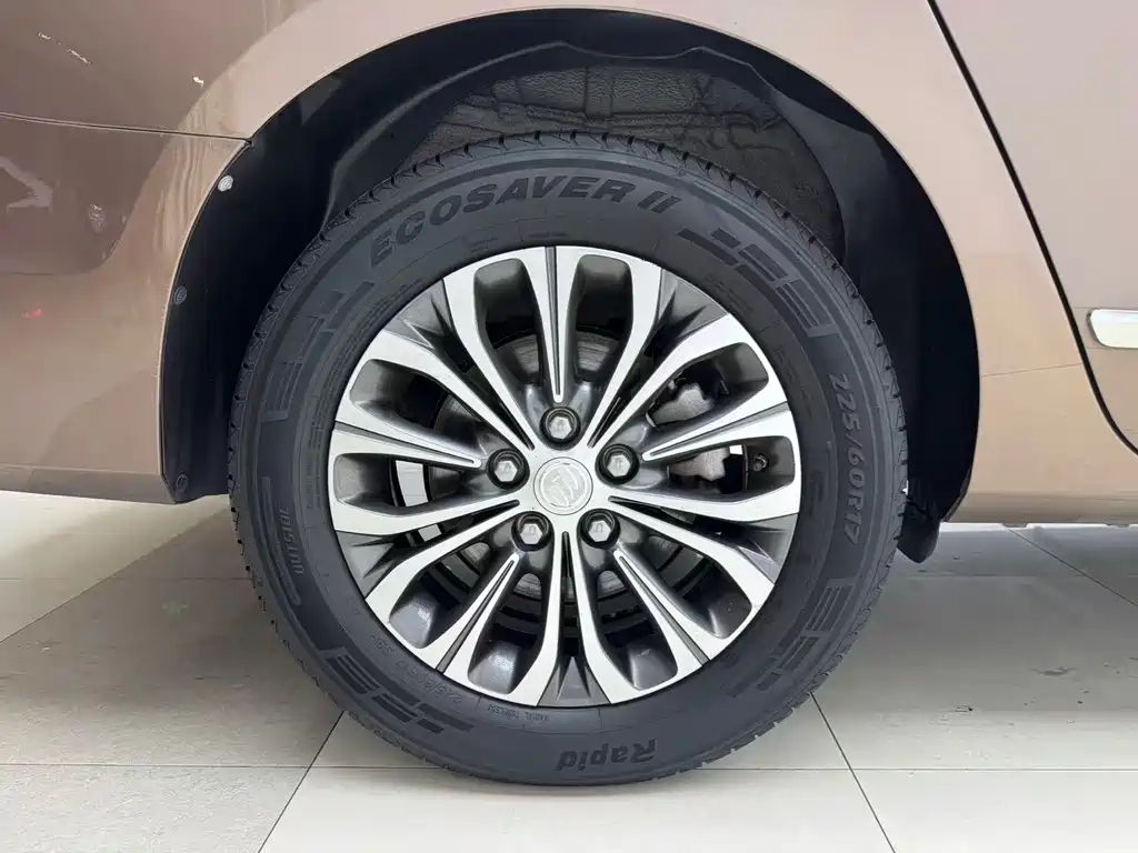 Buick GL8 — миниатюра 22
