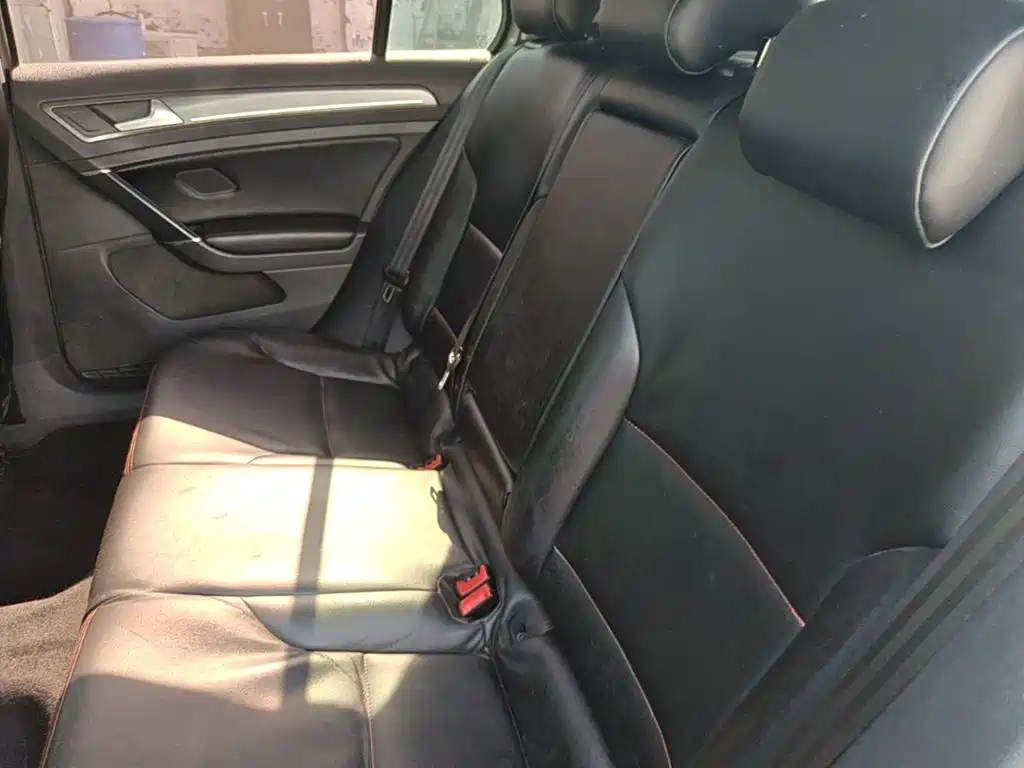 Volkswagen Golf — миниатюра 17