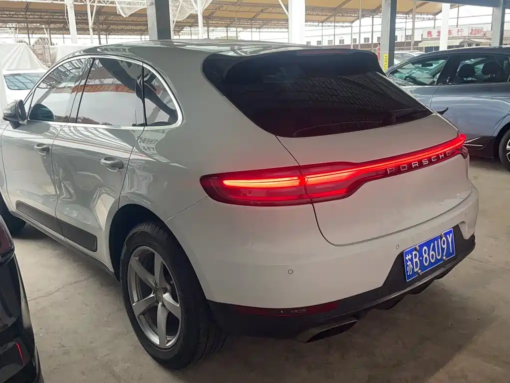 Porsche Macan — миниатюра 25