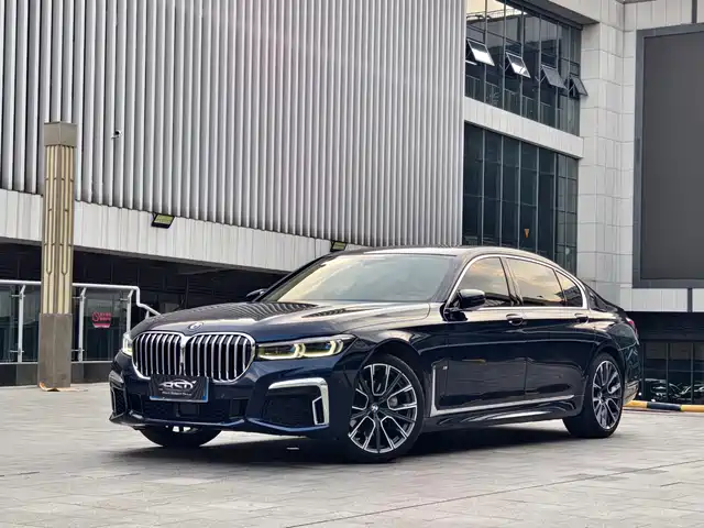 BMW 7-Series 2021 740 Li x Drive M — фото 1